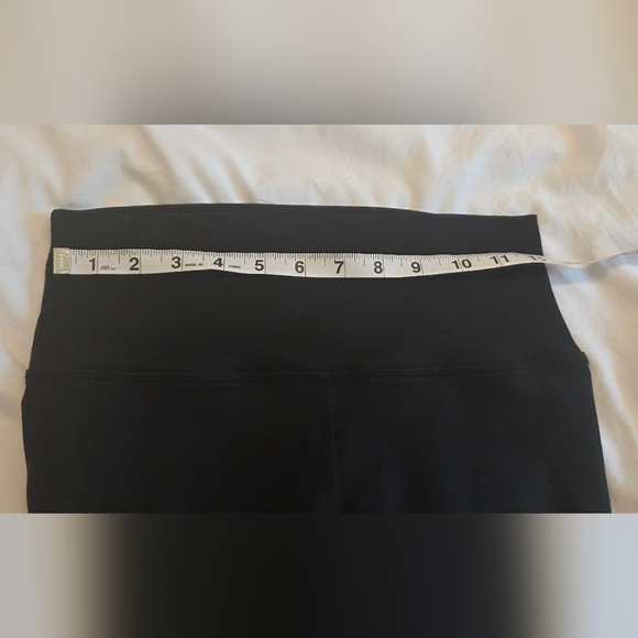 Alo Yoga Black Cropped Leggings High Waist Airbrush Style Size M - Picture 8 of 11